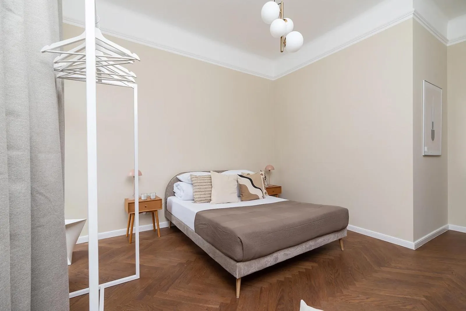 3 Bedroom Apartment With The Balcony - Rejtana 10 Krakow