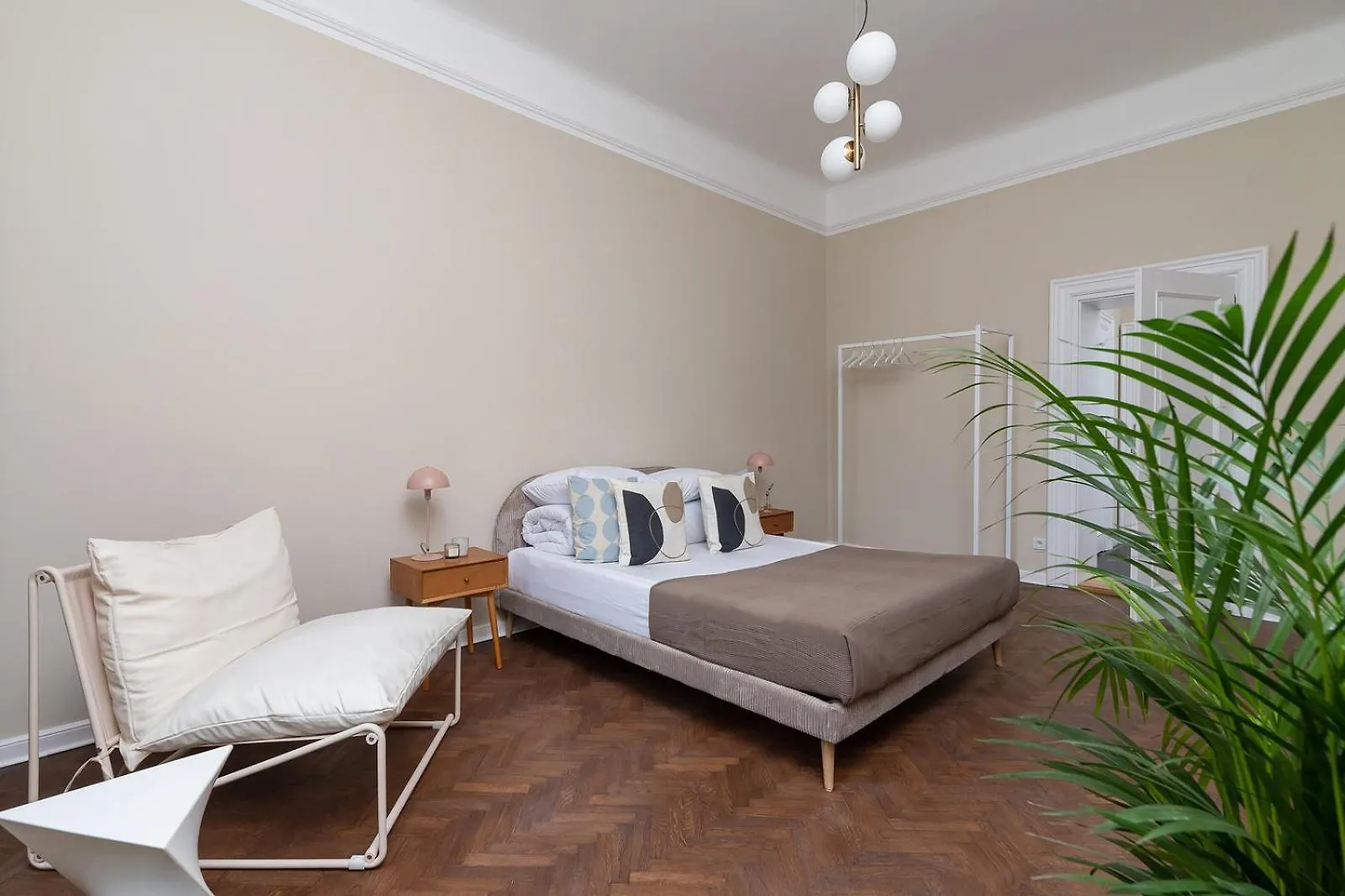 3 Bedroom Apartment With The Balcony - Rejtana 10 Krakow